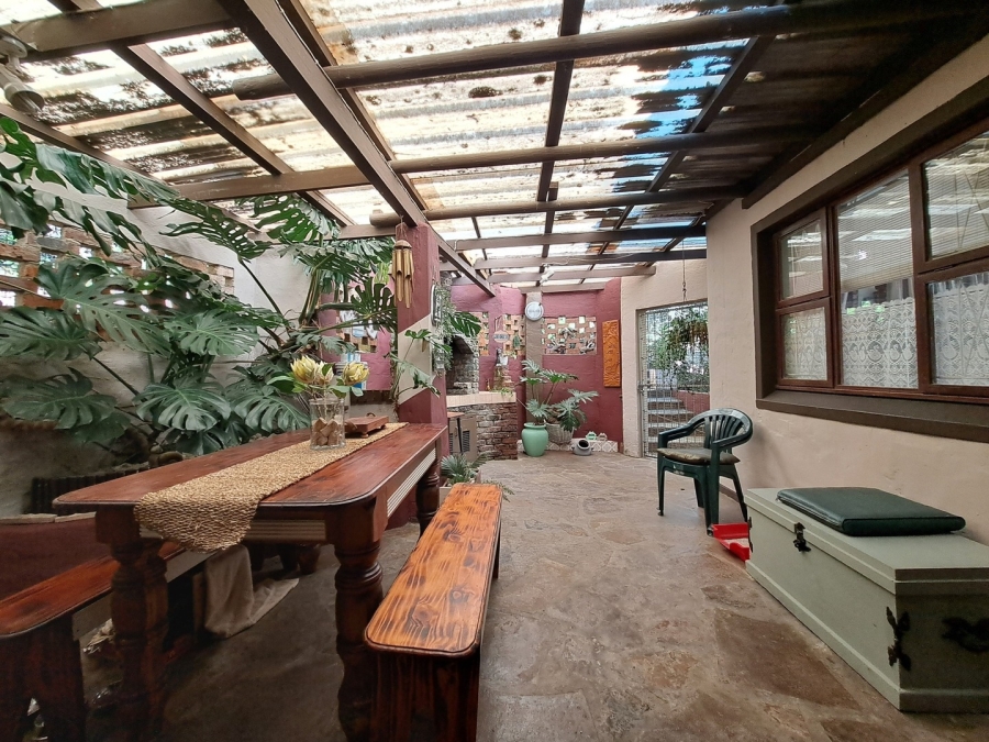 3 Bedroom Property for Sale in Summerpride Eastern Cape